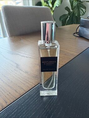 Givenchy Gentleman  NEW